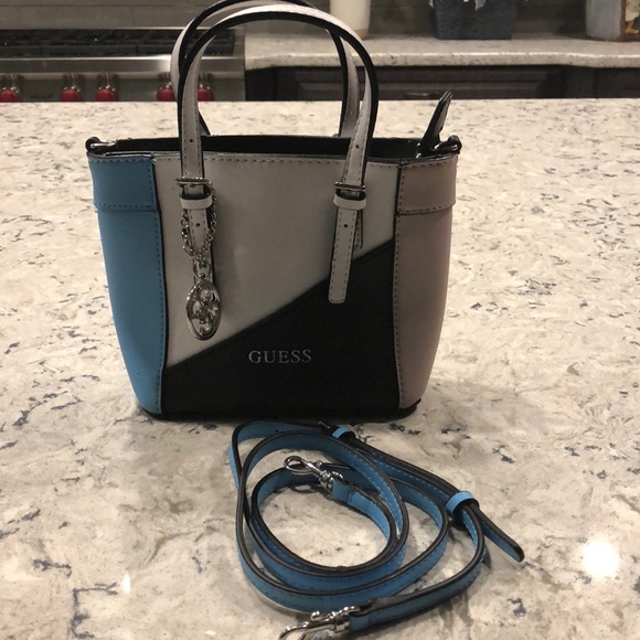 Guess Handbags - GuessCrossbidy Purse/or tote